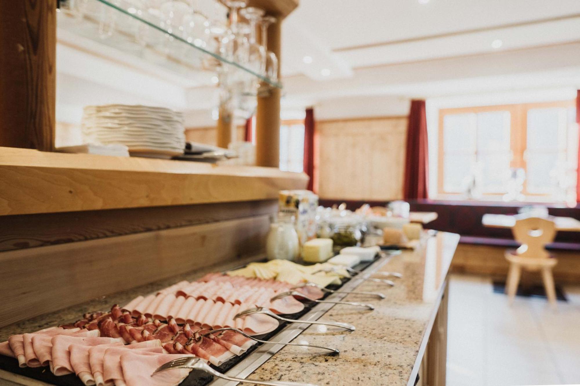 Thalguter - Rooms & Breakfast Lagundo Luaran gambar