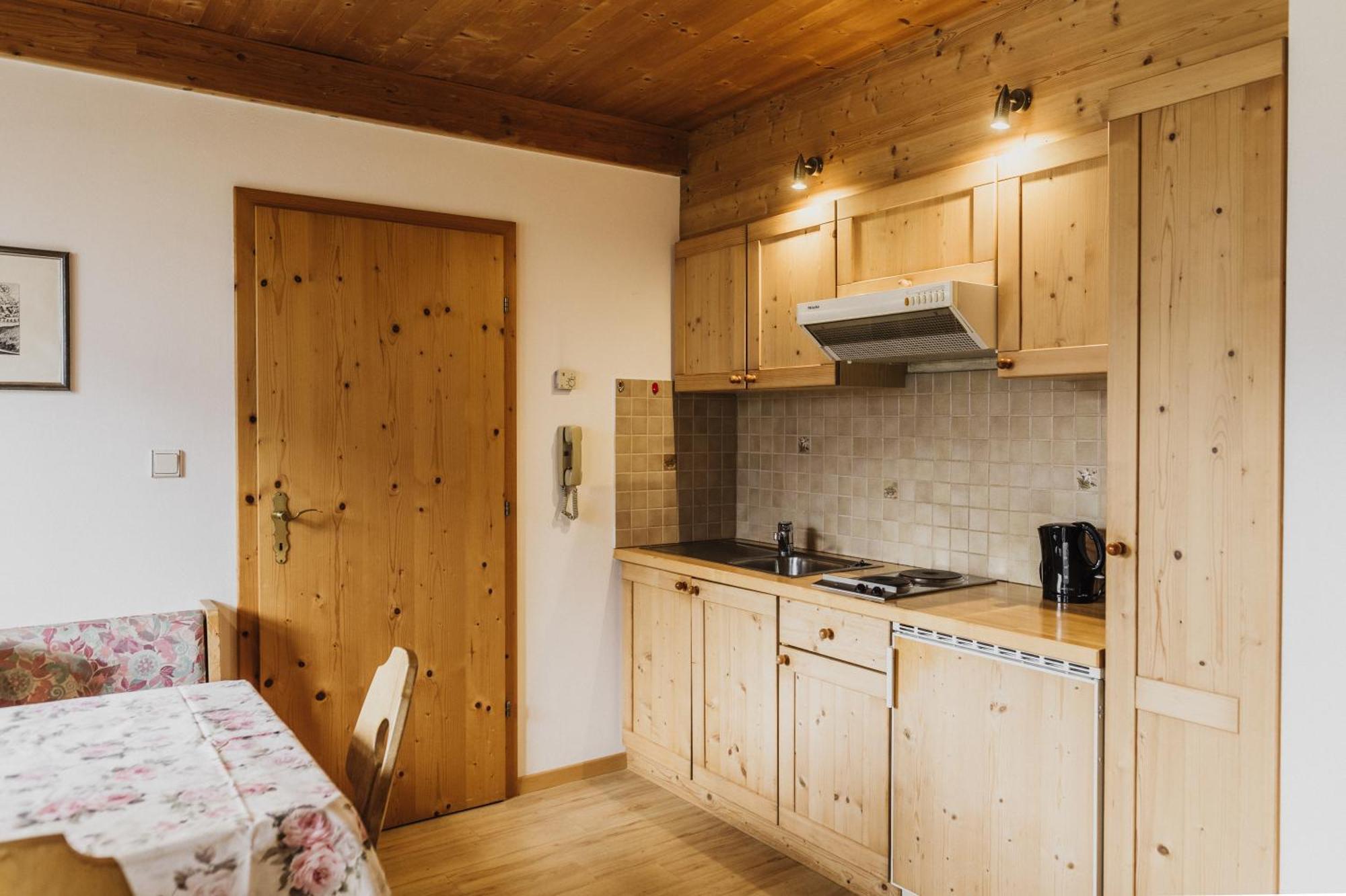 Thalguter - Rooms & Breakfast Lagundo Bilik gambar